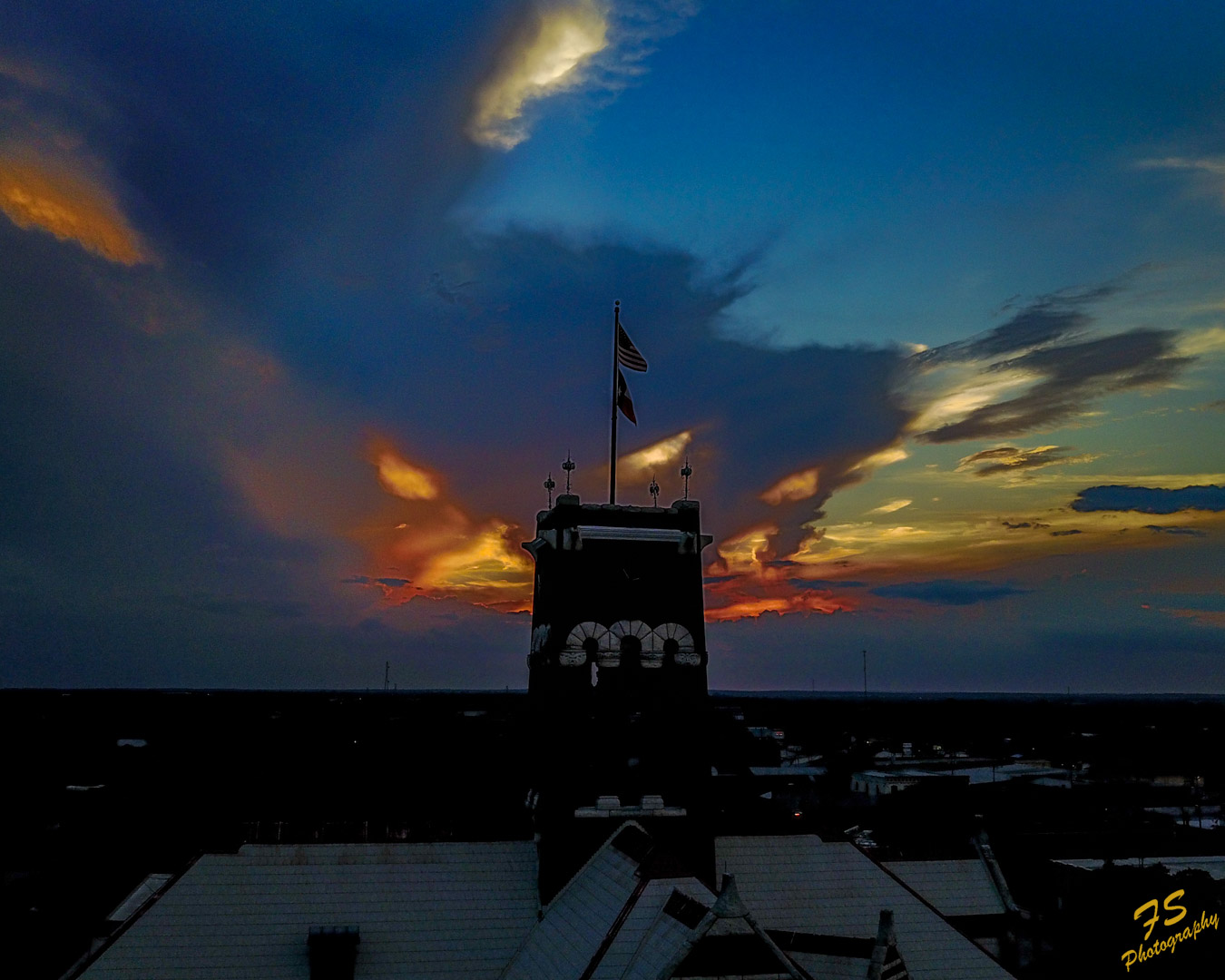 New Flags on the Lee County Courthouse